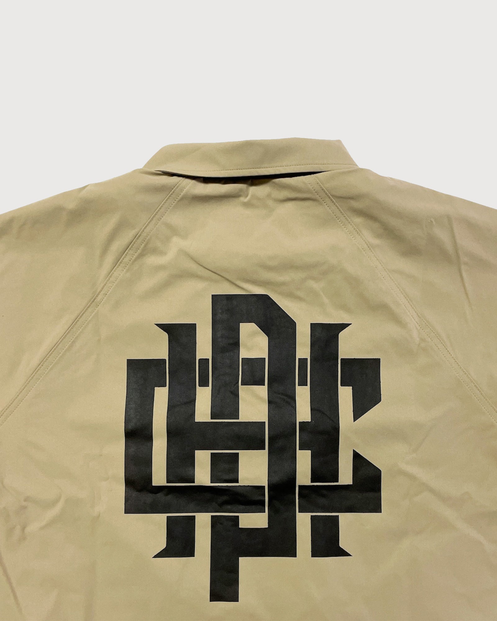 OVERLAP LOGO COACH JACKET - BEIGE - – Cph/Golf™︎