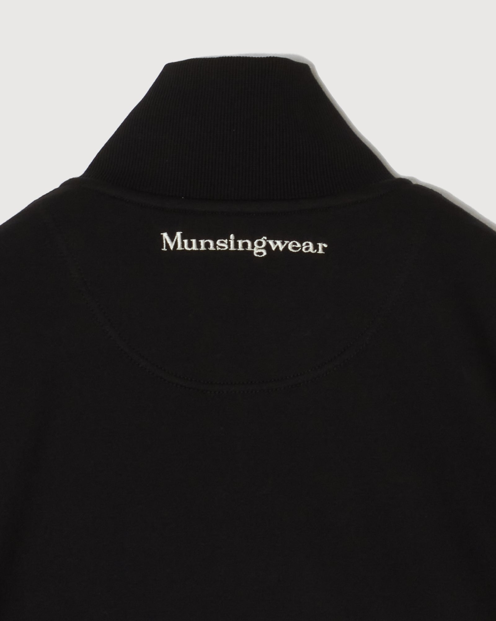 Musingwear × Cph/Golf™️ Half-Zip Sweat Munsingwear × Cph/Golf™️ #HALF-ZIP SWEAT - BLACK - – Cph