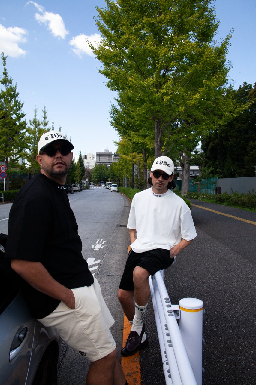 OLD ENGLISH LOGO SS MOCK NECK TEE OFF WHITE – Cph/Golf™︎