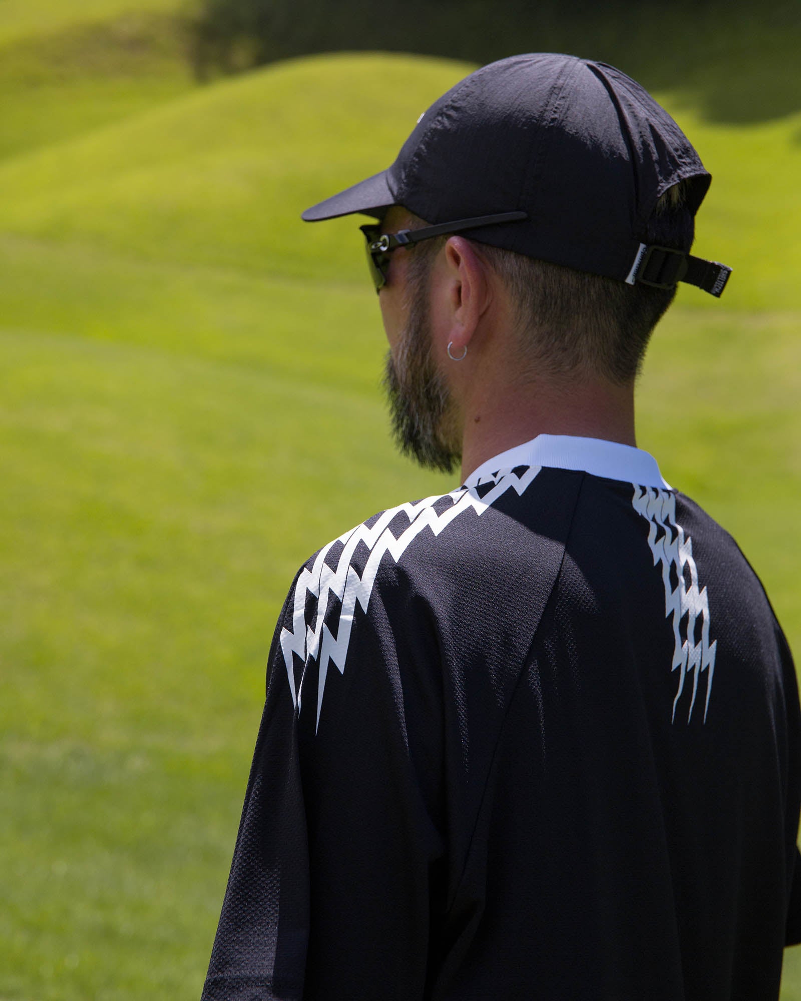 THUNDER STRIPES HENRY POLO 衫- 黑色- – Cph/Golf™︎