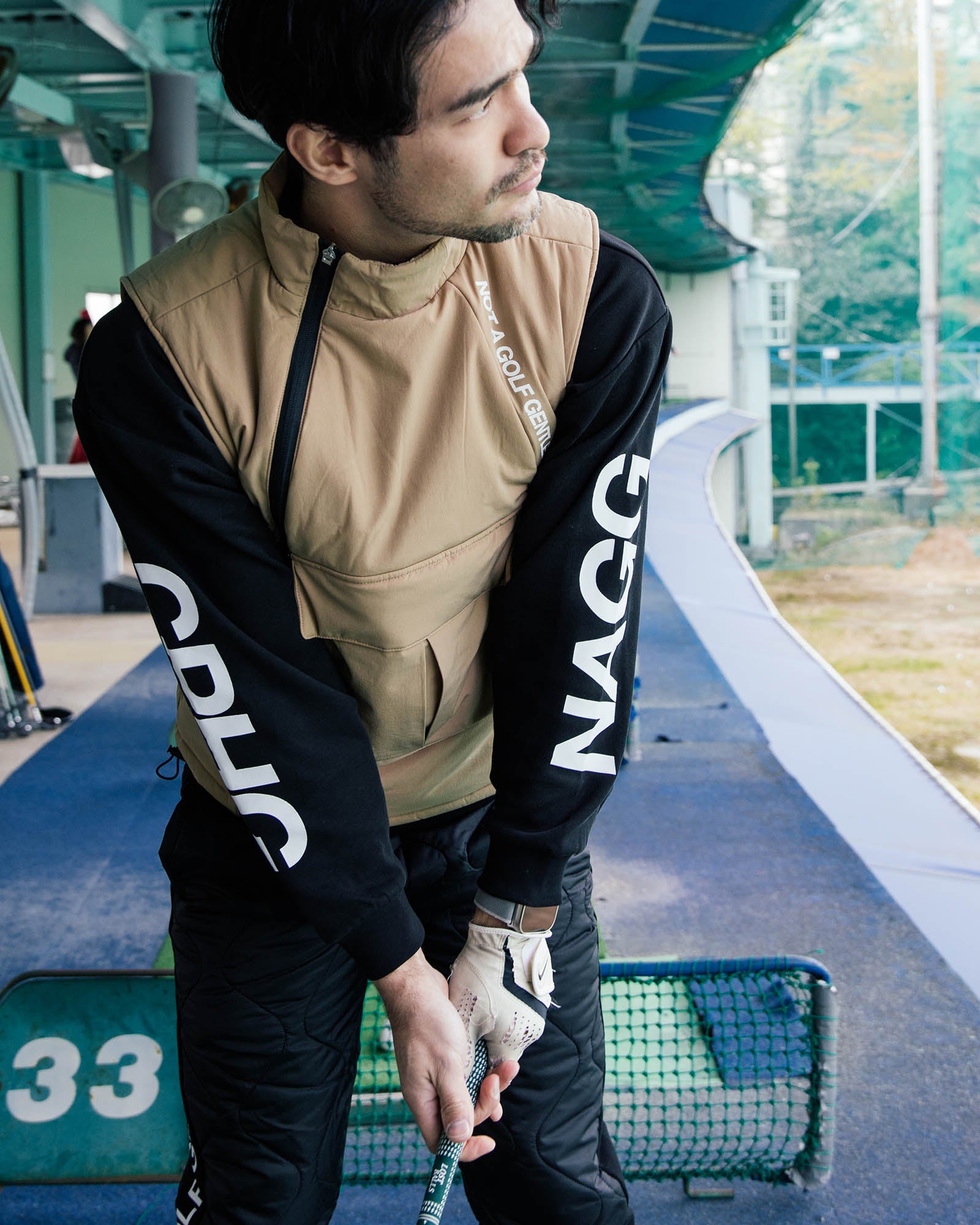 NAGG DIAGONAL ZIP PUFFER VEST - BEIGE - – Cph/Golf™︎