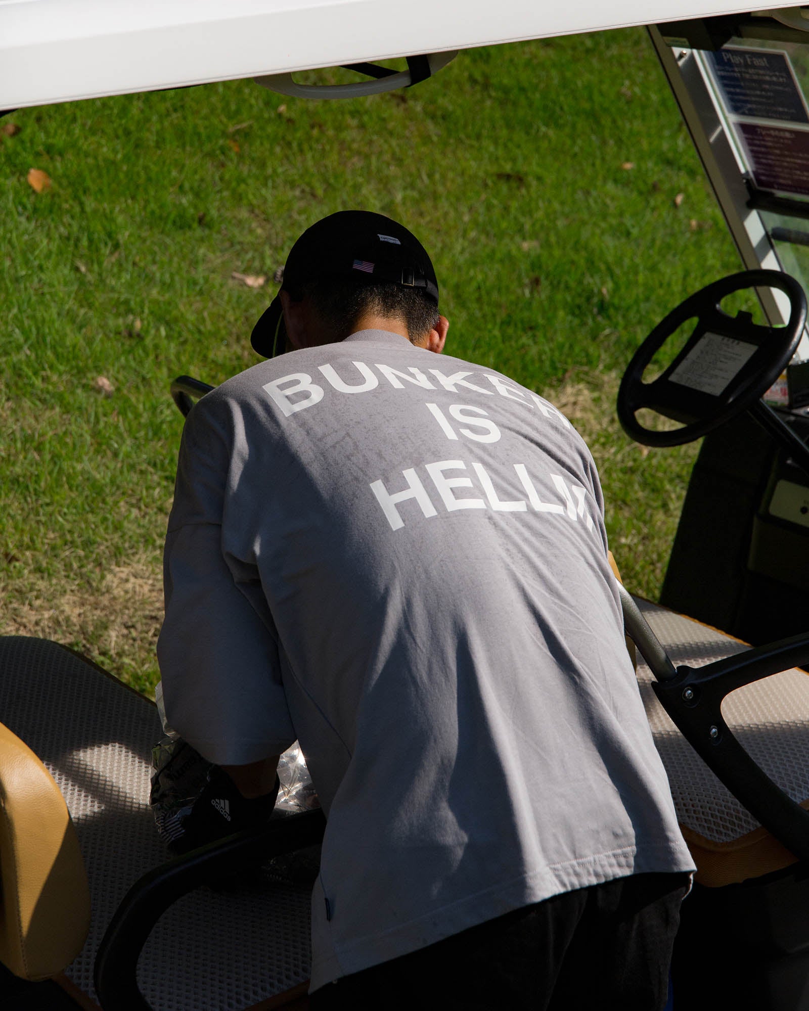 SHELTECH® × Cph/Golf™ #BUNKER MOCK NECK S/S TEE - WHITE - – Cph