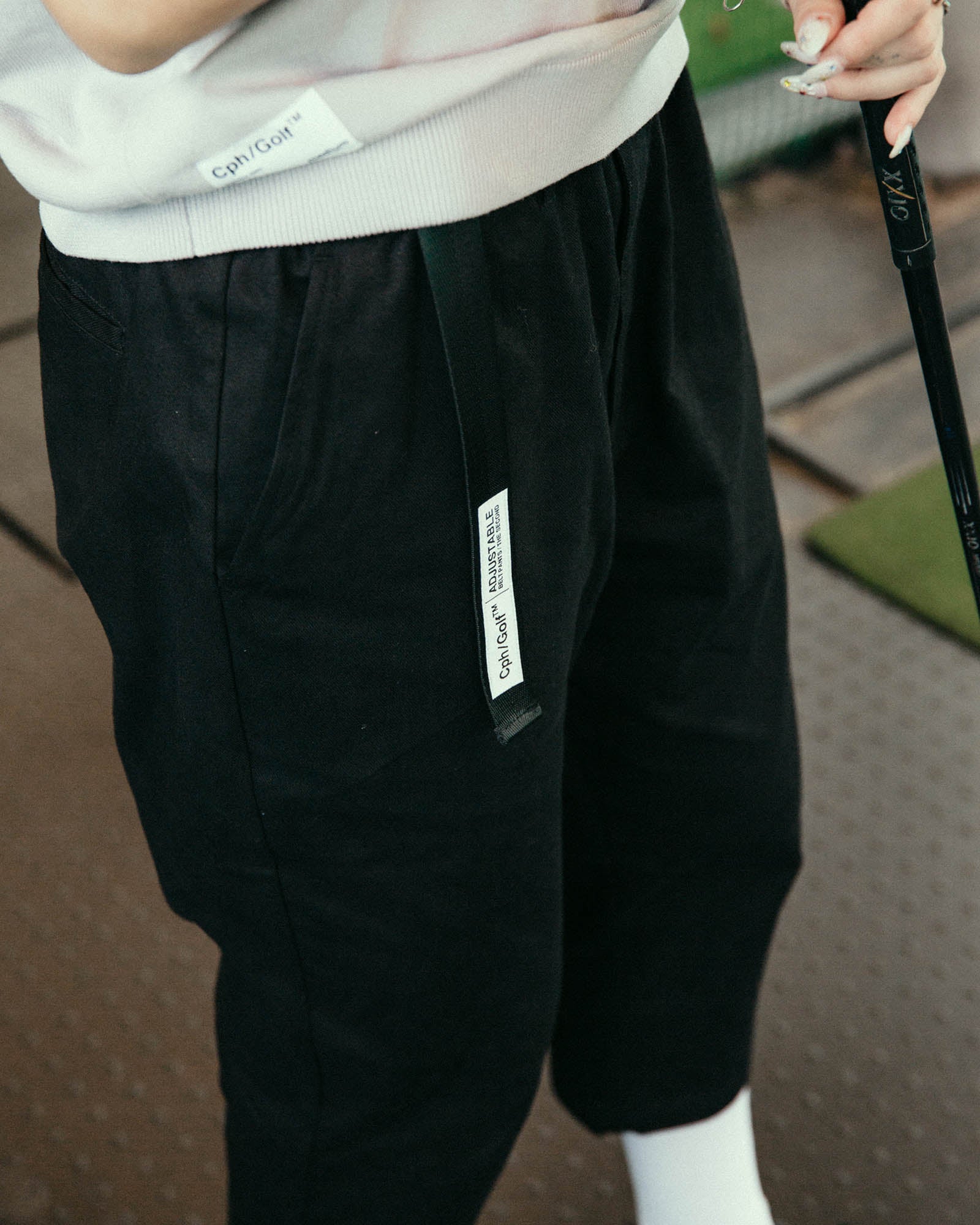 Cph/Golf / ADJUSTABLE CROPPED CHINO ゴルフ WOMENS】#ADJUSTABLE CROPPED CHINO PANTS - BLACK - – Cph/Golf™︎