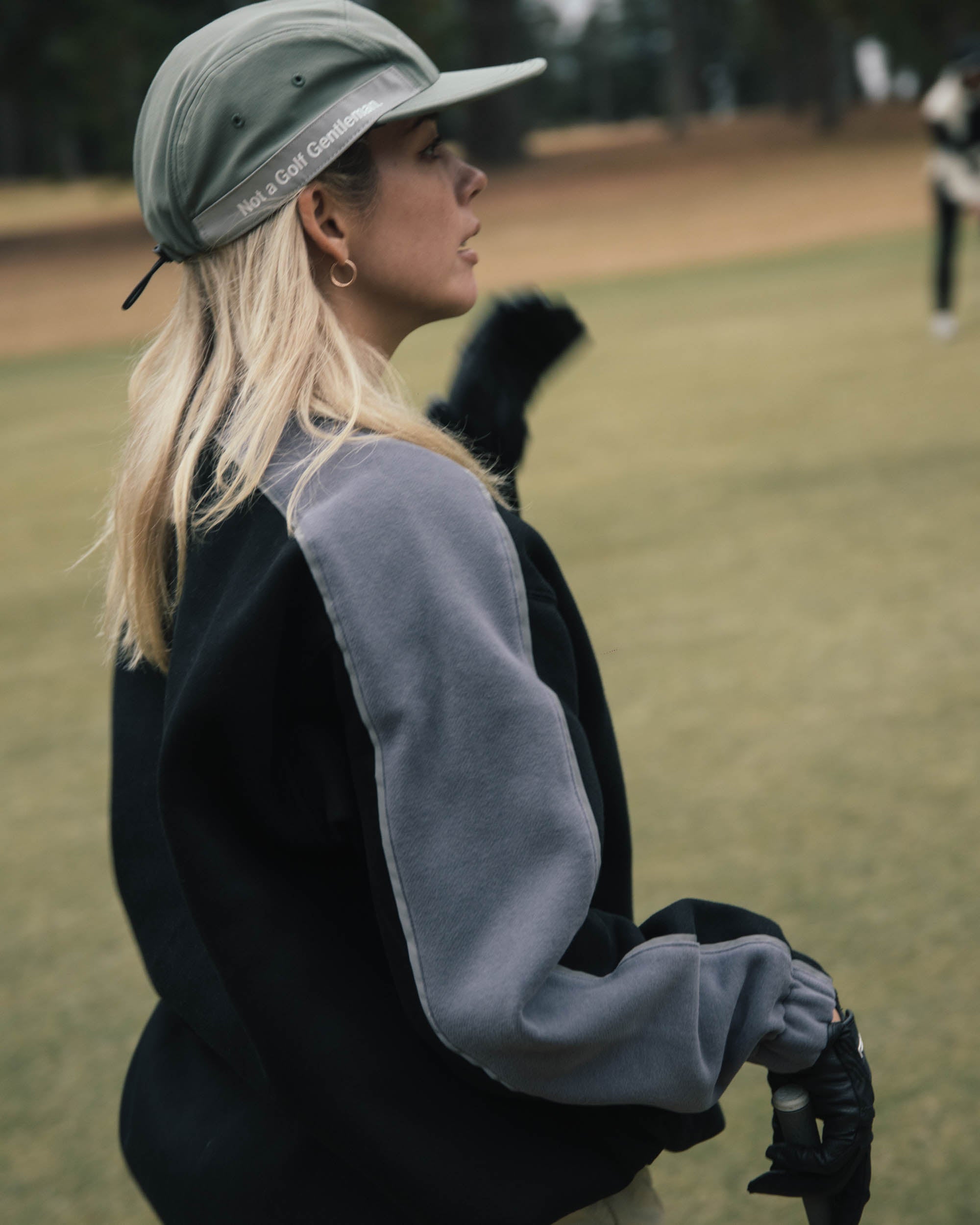 REFLECTIVE LOGO CREW SWEAT - GREEN - – Cph/Golf™︎