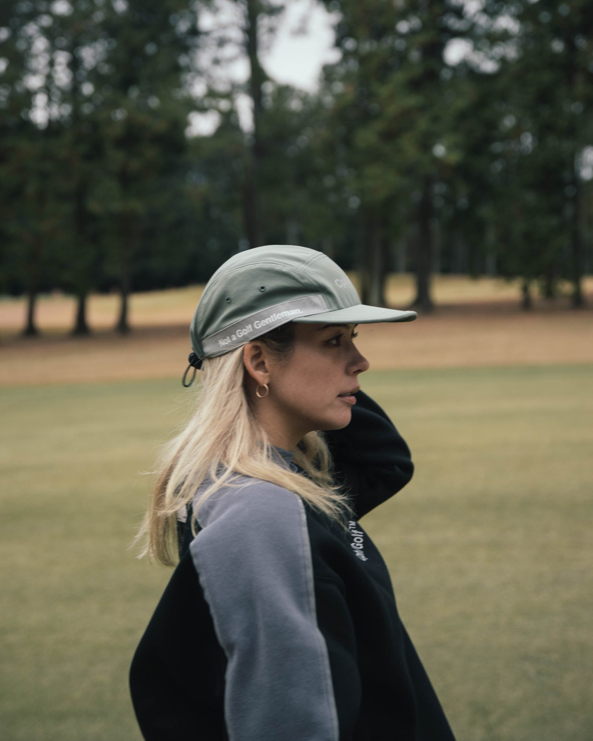 REFLECTIVE LOGO CREW SWEAT - GREEN - – Cph/Golf™︎