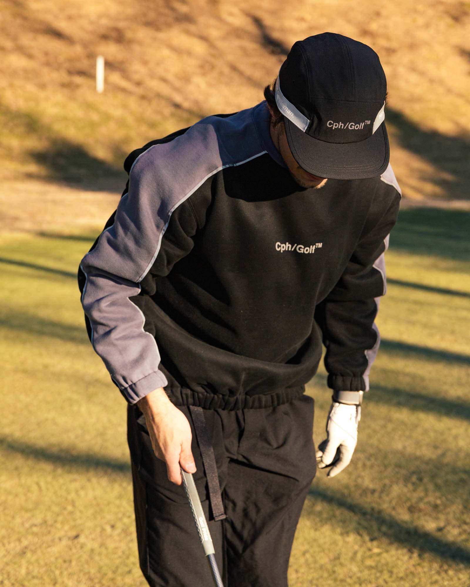 REFLECTIVE LOGO CREW SWEAT - BLACK - – Cph/Golf™︎