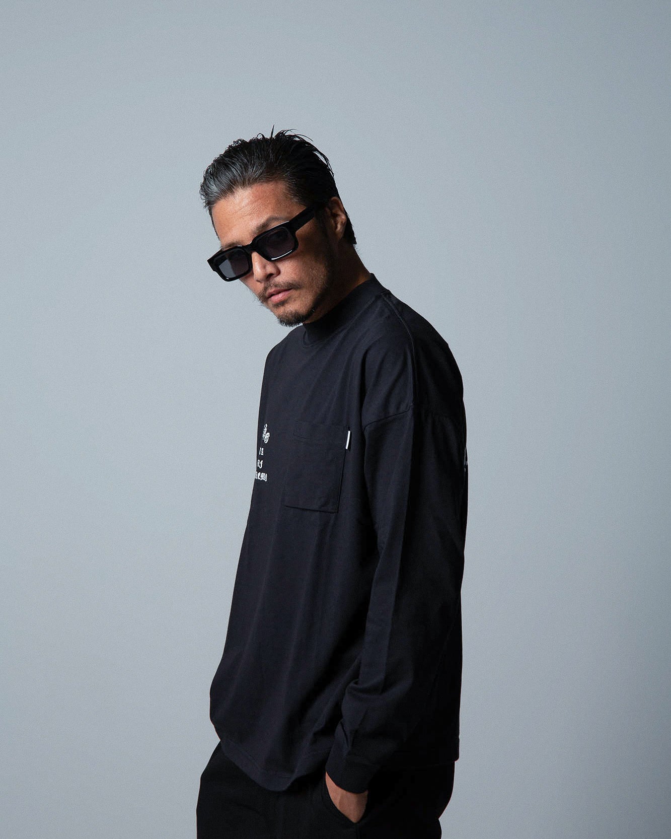 SHELTECH® × Cph/Golf™ #OLD ENGLISH LOGO L/S MOCK NECK TEE