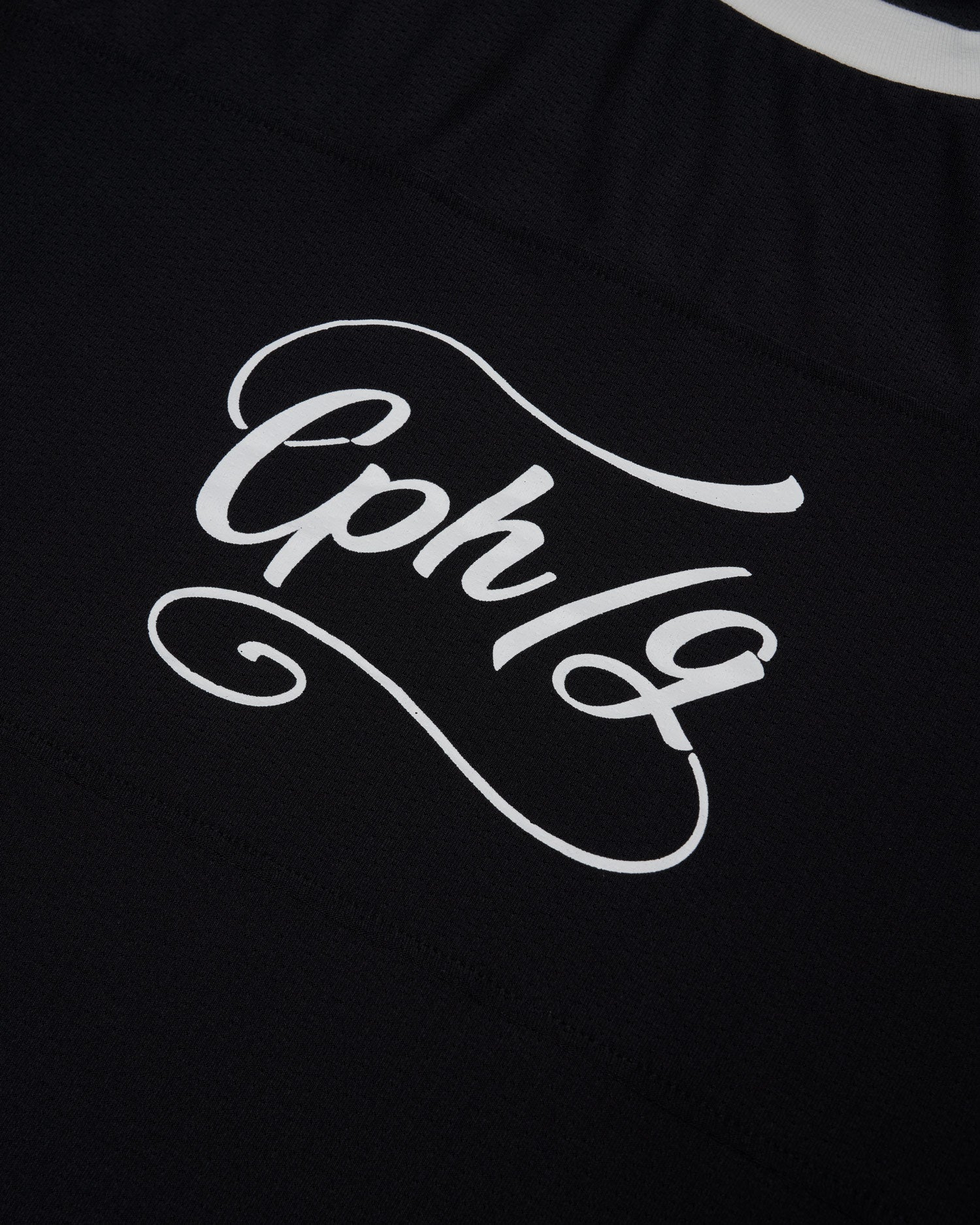 ita　Cph/Golf デザイン ゴルフウェア L Cph/Golf™️ #SCRIPT LOGO MESH L/S TEE - BLACK - – Cph/Golf™︎