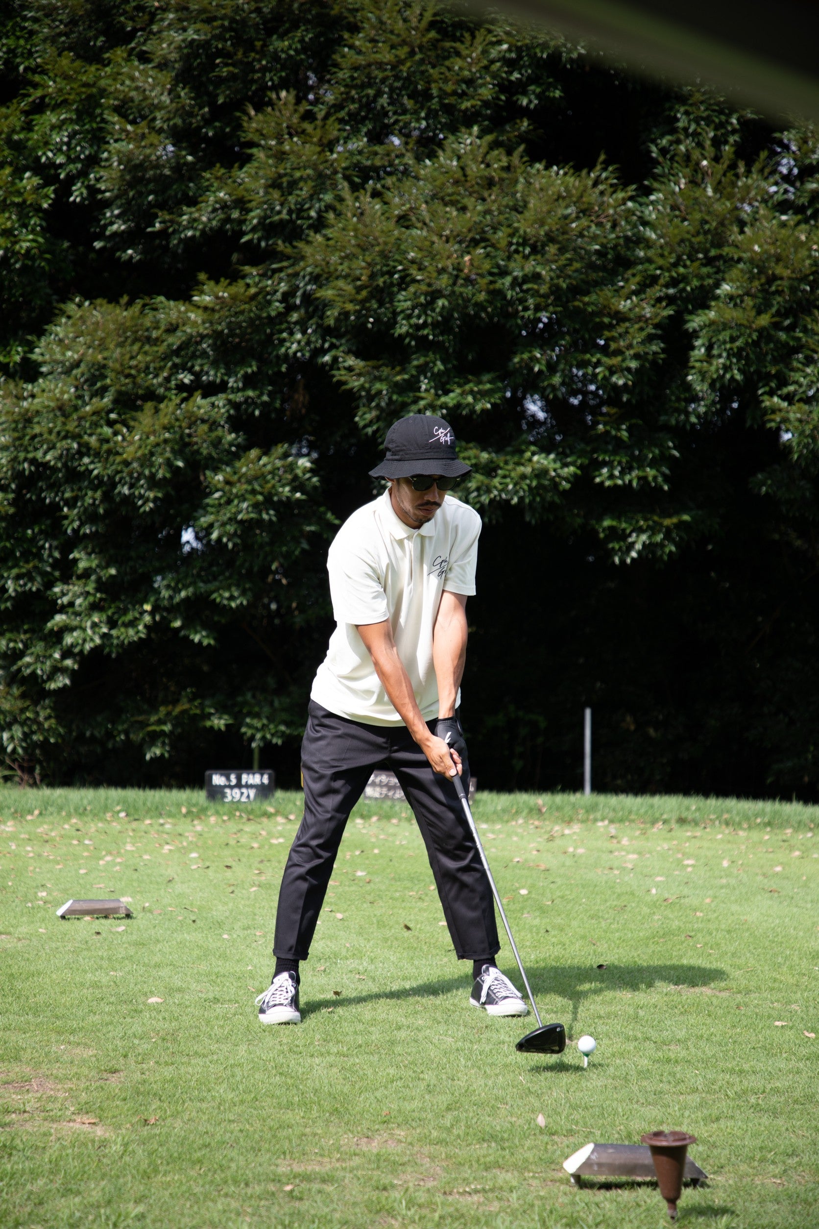 【CaptainsHelmGolf】SLASH LOGO SUMMER POLO SLASH LOGO SUMMER POLO- BLACK - – Cph/Golf™︎