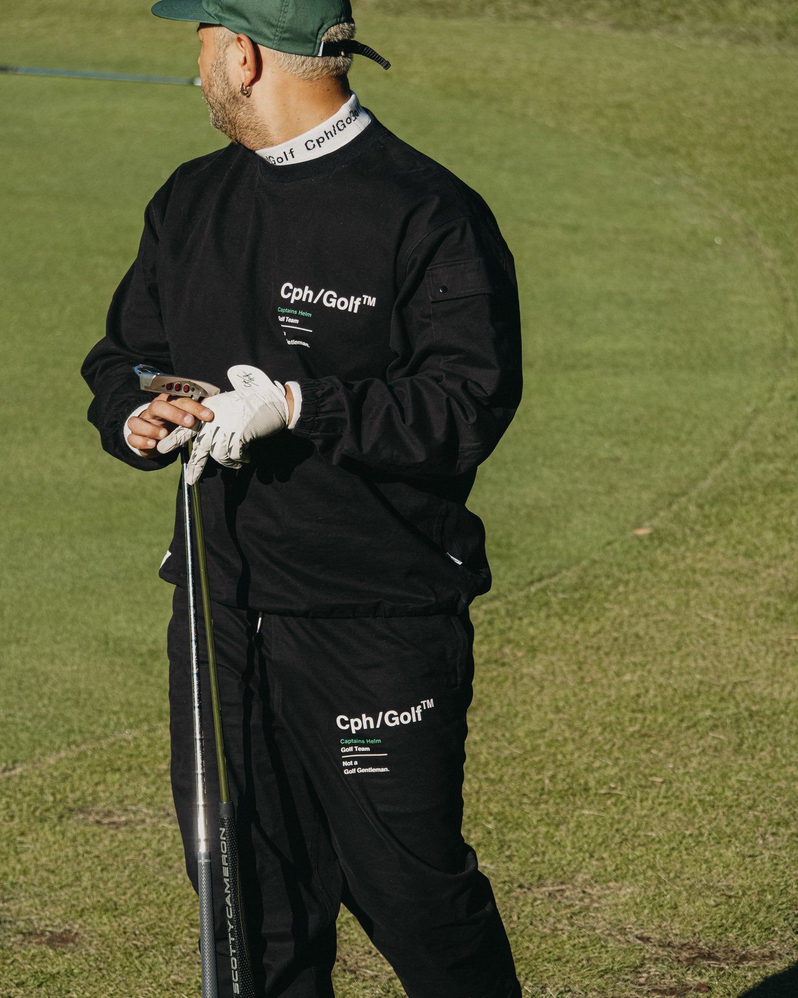 CHG22-AW-P05 #CTN TRACK PANTS - BLACK - – Captains Helm Golf